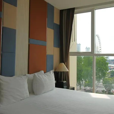 The Sunreno Hotel Sha Bangkok Exterior photo